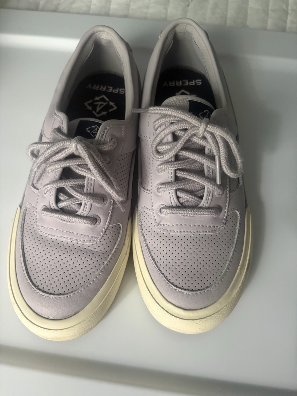 Sperry Women's Light Lavender Perforated Leather Sneakers -8 - Preppy Y2K